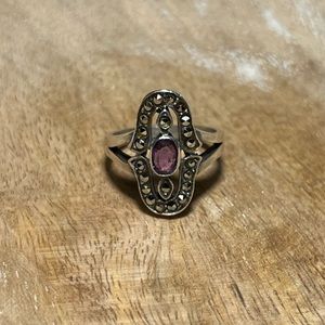 listing-status-banner